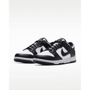 Unisex Nike Dunk Low "Panda" Sneakers 8.5W / 7M White/Black-White